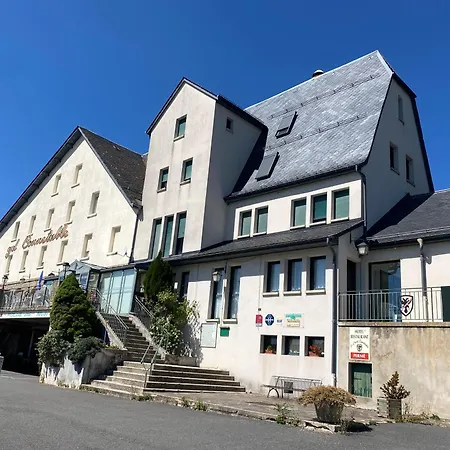 Le Grand Connetable * Châteauneuf-de-Randon