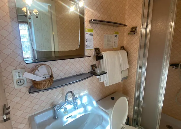 Le Grand Connetable * Châteauneuf-de-Randon